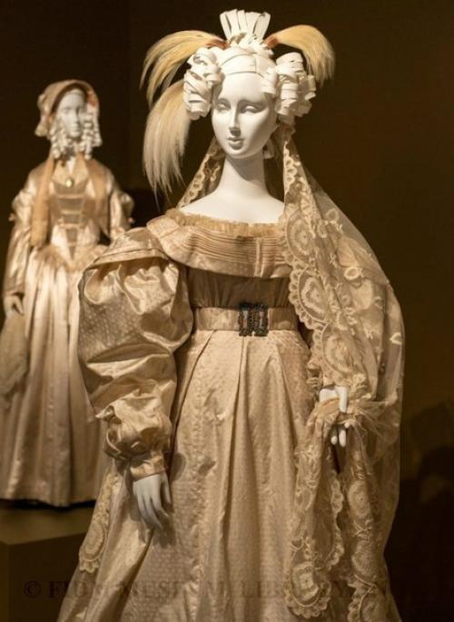 Женская мода эпохи романтизма, вторая половина 1820 - начало 1830-х годов. 01