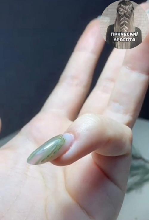 Настоящий мастер своего дела сможет сделать маникюр из чего угодно! 02