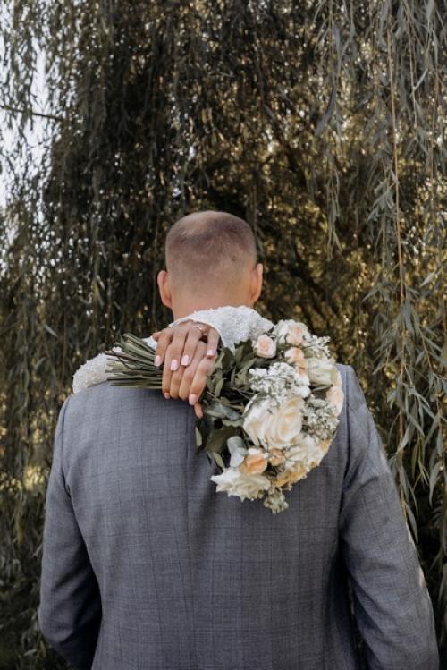 После прочтения тебе захочется запечатлеть свадебное утро. 03