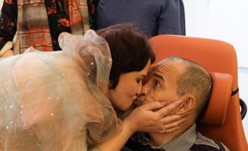 Венчание в хосписе - это решение быть вместе на самом глубоком уровне. 01