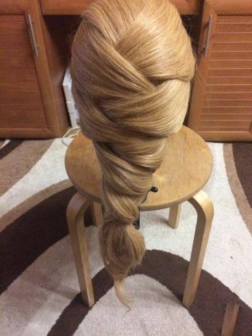 Учимся делать красивую прическу. 08