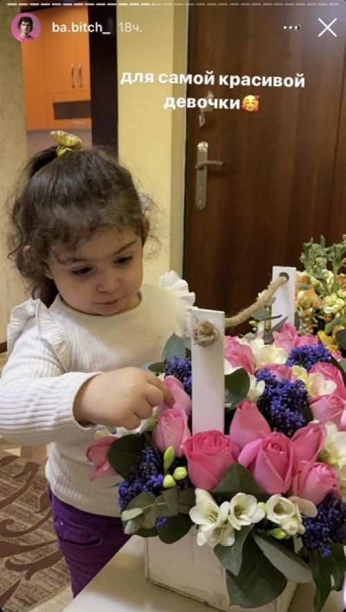 Артур бабич поделился очень милыми фото со своей младшей сестренкой! 03