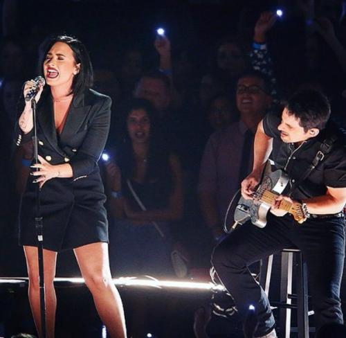 - Наконец - то запостила хаха. 06