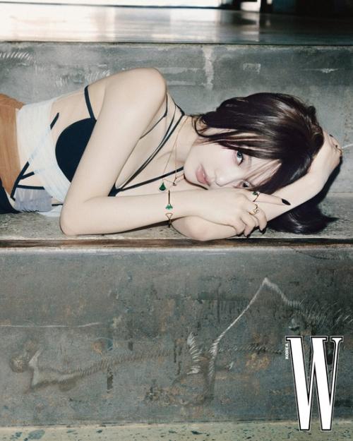 Ниннин из Aespa для W Korea x Bvlgari (иллюстрированное издание за май 2025 г. ). 04 Ниннин из Aespa для W Korea x Bvlgari (иллюстрированное издание за май 2025 г. ). 04