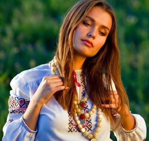 В последнее время появилось много информации о том, что такое красота женщины. 02