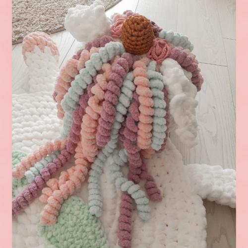 Милашка мия. Единорожка уже сидит на чемодане и готова отправиться к своей принцессе. 02