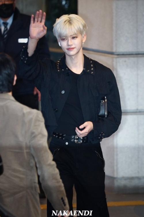 Instiz на Джэмин хорошо справляется с сушкой. 02 Instiz на Джэмин хорошо справляется с сушкой. 02