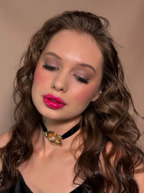 Когда немного не определились, чего хочется понежнее или поярче. 02