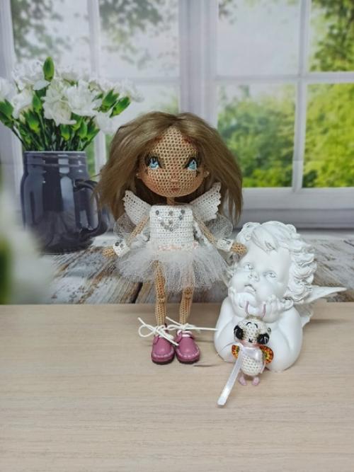 Хотелось бы вам рассказать про других куколок. 01 Хотелось бы вам рассказать про других куколок. 01