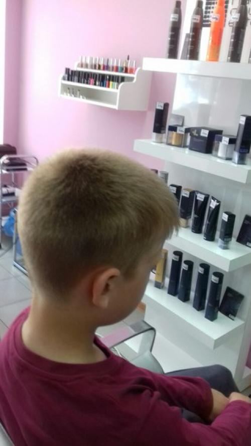 Детский выпускной.   Май - красивый весенний месяц: много зелени, цветов. 05