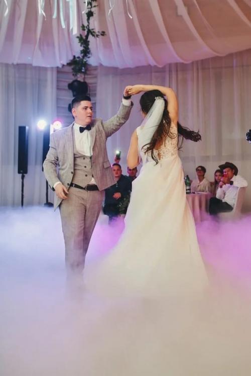 Свадьба - одно из важнейших событий в жизни каждого. 02