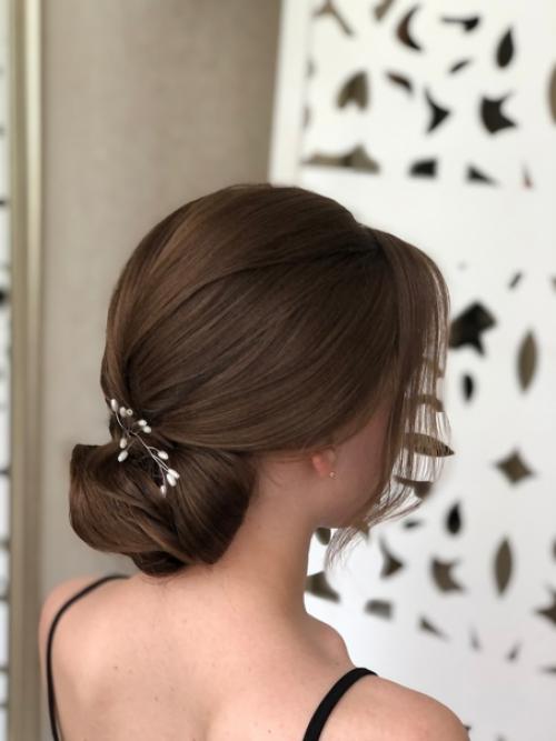 Вечерний очаровательный пучок станет лучшим завершением для торжественного облика - будь то свадьбы в образе невесты, для выпускного, дня рождения. 06