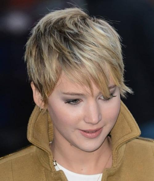1-6?  Селебрити с короткими стрижками. 05