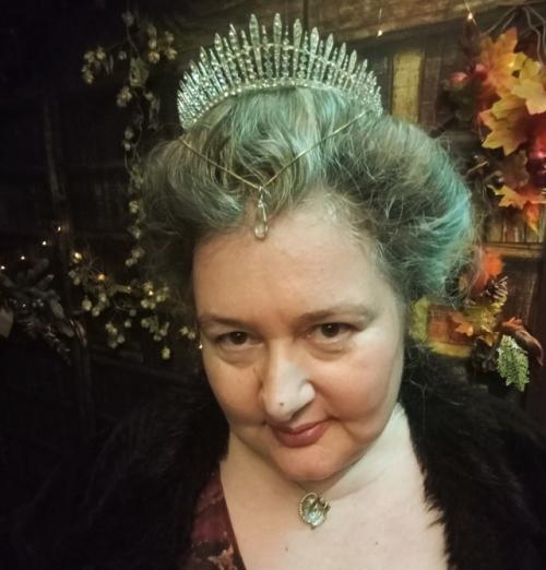 Про прическу титании;. 02 Про прическу титании;. 02