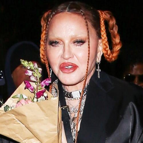 Ночью прогремела новость - 64-летнюю мадонну срочно госпитализировали после того, как нашли дома без сознания. 04