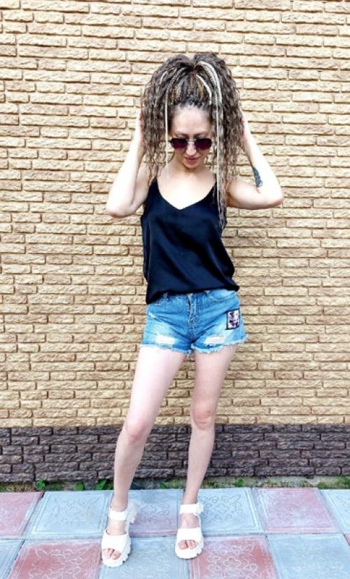 Менявленту.  Как выглядят дредолоконы спустя. 01