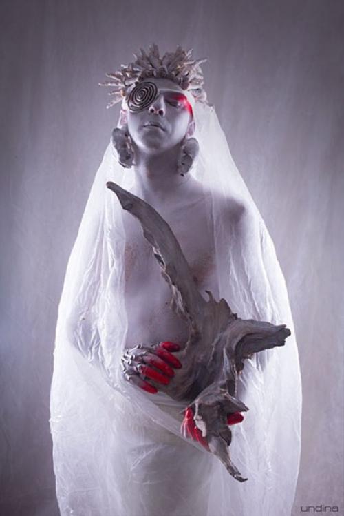 Жизнь так коротка, чтобы носить скучную одежду. 03