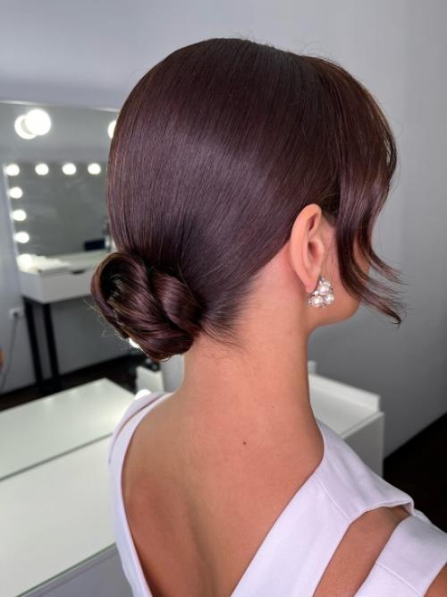 Как часто получается так, что то, что на вид выглядит просто - на практике сделать сложно. 01