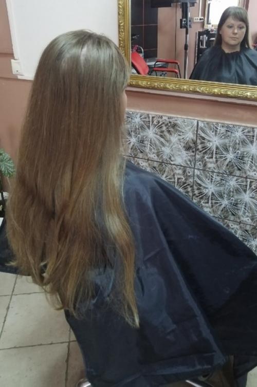 Стрижка - один из самых легких и быстрых способов обновить себя. 01