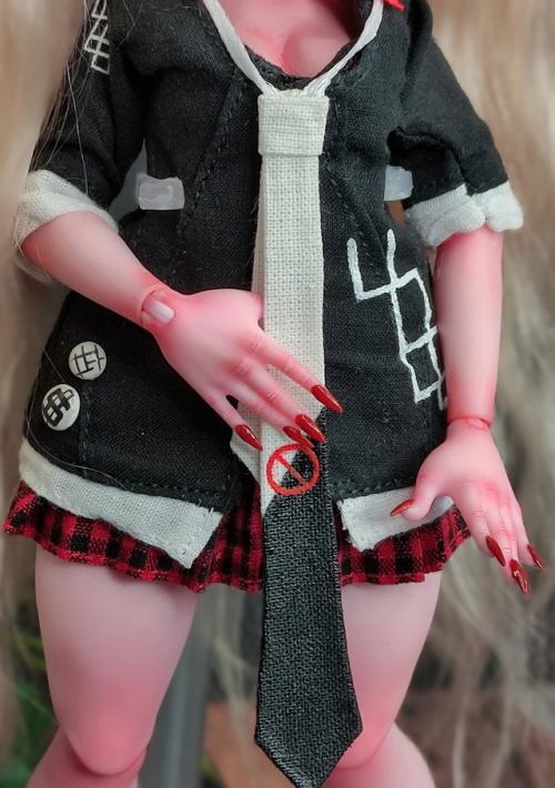 Чуть-чуть запозднилась с постом, но лучше поздно. 03