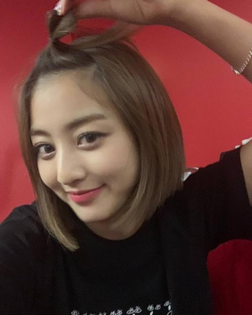 Twicetagram.  1-4 - Я серьезно не делала фото в эти дни. 06