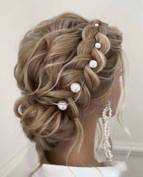 Подборка очень красивых текстурных причесок для невесты. 09