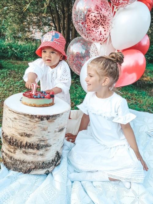 С днём рождения, наша сладкая булочка! 03