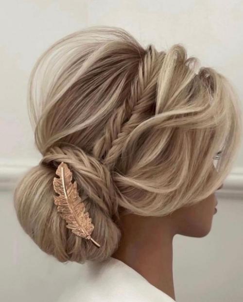 Подборка очень красивых текстурных причесок для невесты. 06