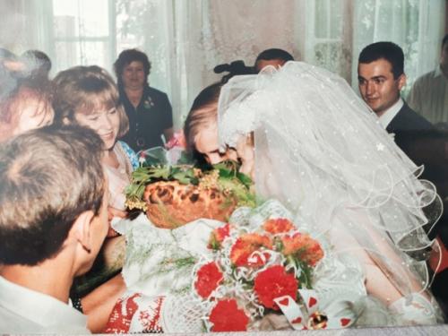 Ну что мы ж, начнем этот день необычными фото. 03