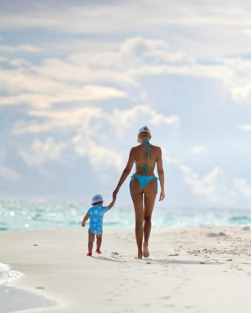 Ханна и пашу отмечают Фаянсовую Свадьбу. 03