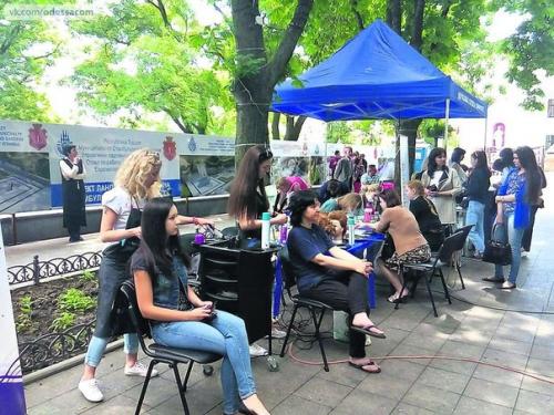 Работа для молодежи в Одессе: нужны медсестры и водолазы. 02 Работа для молодежи в Одессе: нужны медсестры и водолазы. 02