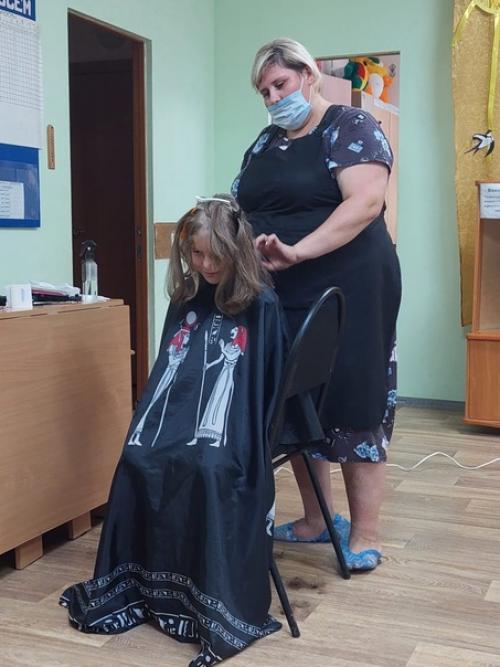 Одним из элементов подготовки к такому важному событию как новый учебный год, является стрижка. 06