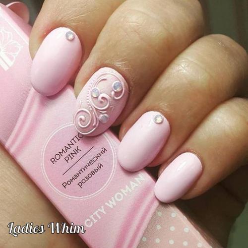 Нежный маникюр на короткие ногти. 08