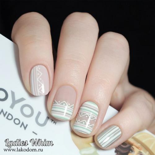 Нежный маникюр на короткие ногти. 03