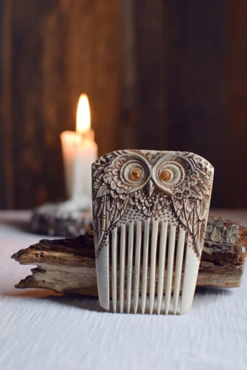 Гребень Филин с Янтарными Глазами. 01