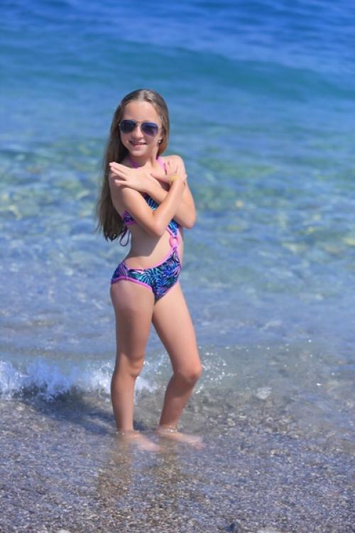 Смотришь на фото и просто. 01