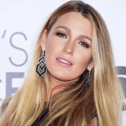 Блейк по-настоящему знает, что такое Дружба и поддержка этих тёплых, доверительных отношений с близкими. 05 Блейк по-настоящему знает, что такое Дружба и поддержка этих тёплых, доверительных отношений с близкими. 05