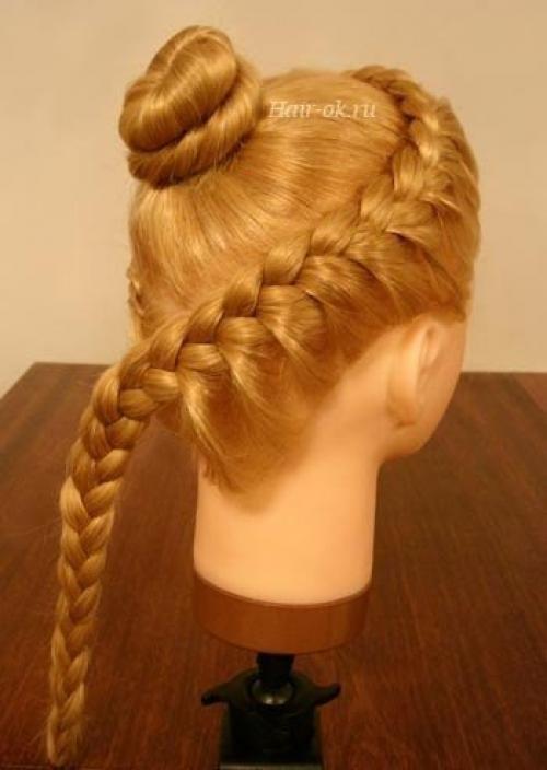 Прическа с колоском и буклями на выпускной. 02 Прическа с колоском и буклями на выпускной. 02