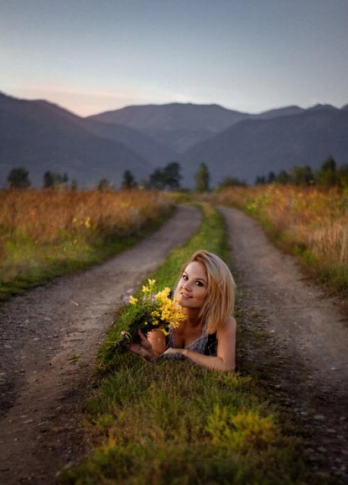 Осень самое удачное время для осенней фотосессии - сентябрь - октябрь. 01