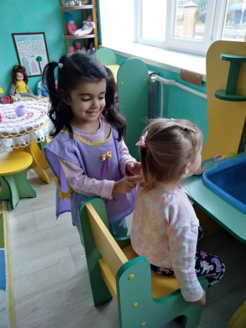 Кто же сделает прическу. 03