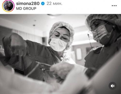 Валентина Иванова прокомментировала скандал вокруг фото с матерью Тимати, где она перерезает пуповину своей внучке. 03