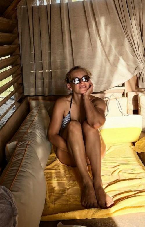 Аня пересильд и ее мама поделились фотографиями с отдыха в Турции. 04