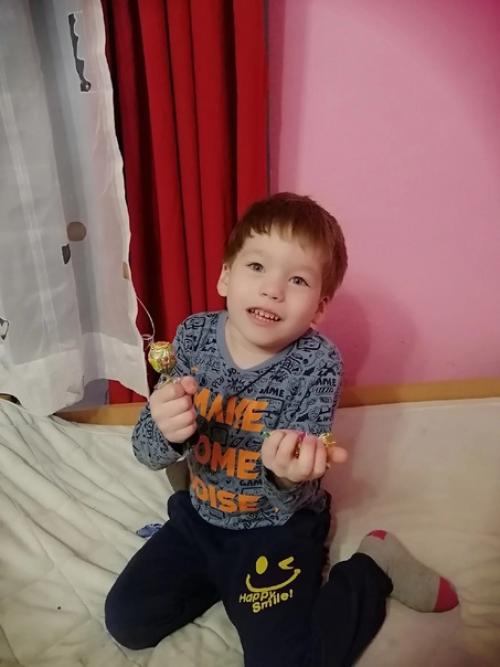 Оставила в парикмахерской 2500. 03