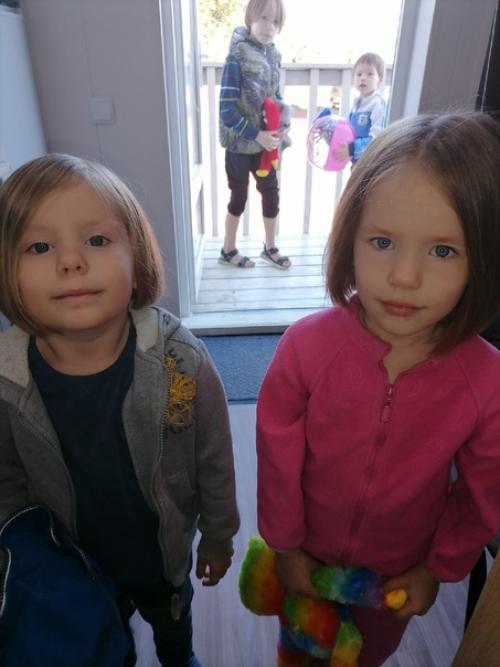 Оставила в парикмахерской 2500. 02