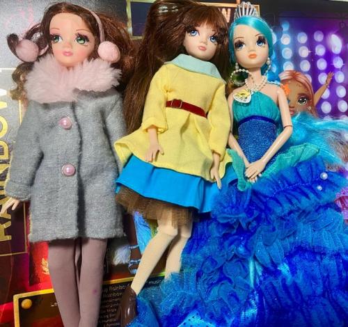 Довольно часто покупаю кукол б/у. для меня очень важно, чтобы кукла после того, как дарила радость ребенку, не была выброшена на помойку. 03