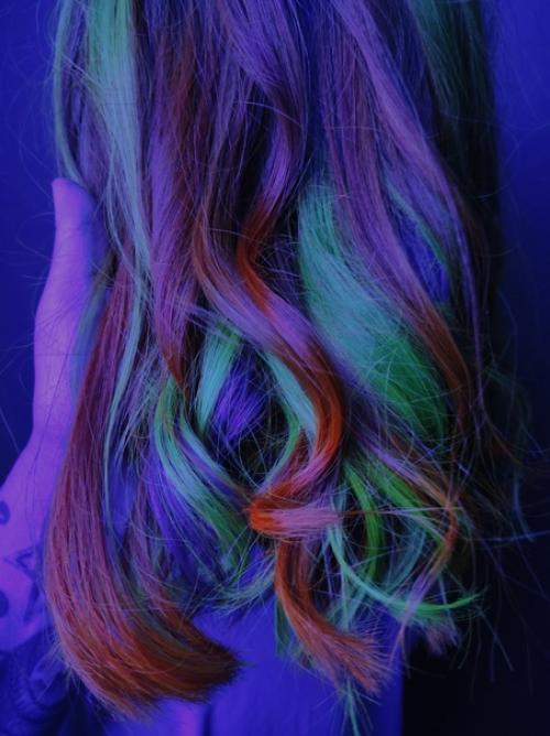 Мы считаем, что причёска должна отражать внутреннее восприятие мира. 03