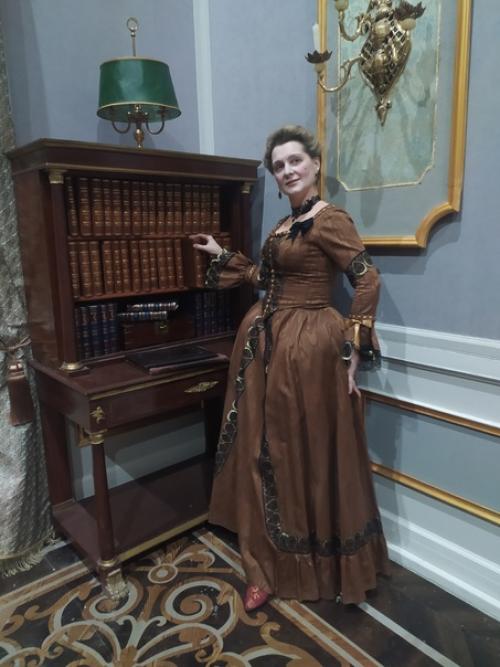 В январе, сразу после праздников, я поучаствовала в съёмках масштабной исторической киноэпопеи. 04