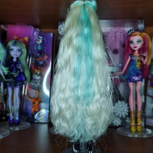 Кстати говоря, я распаковала свою лагуну, потому что её коробка была в таком себе состоянии и. очень расстроили её волосы (. 02 Кстати говоря, я распаковала свою лагуну, потому что её коробка была в таком себе состоянии и. очень расстроили её волосы (. 02