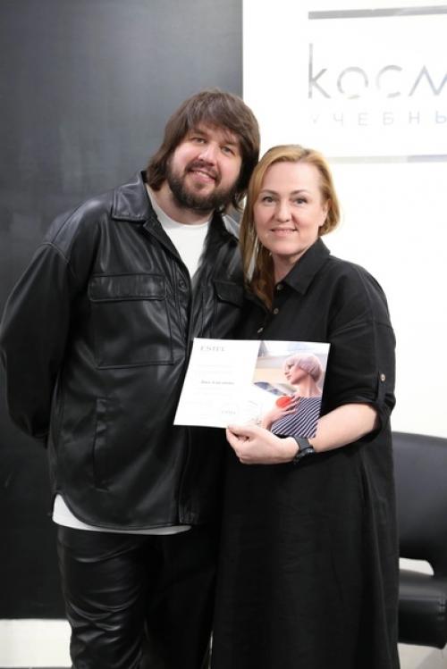 Общие тенденции развития парикмахерской моды. 01