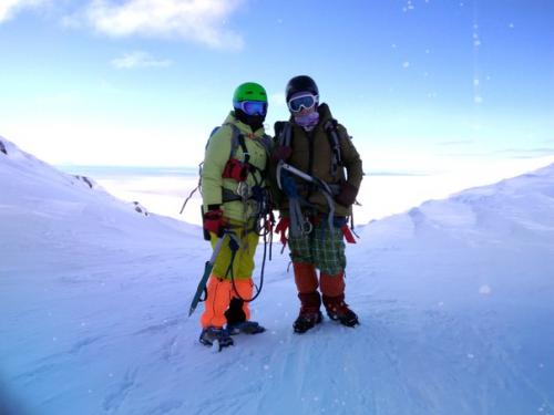 Дада, я знаю, что до женского дня еще не скоро, но уже огонек ожидания и подготовки начинает теплиться где то внутри. 01